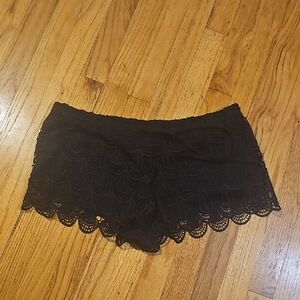 NWT H&M Black Lace Trim Shorts